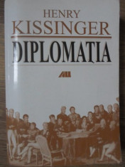 DIPLOMATIA-HENRY KISSINGER foto