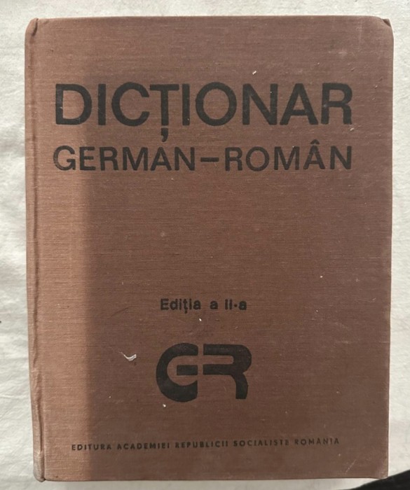 Dictionar German-Roman (format mare, text pe 3 coloane) 1200p ed. a ii-a 1989