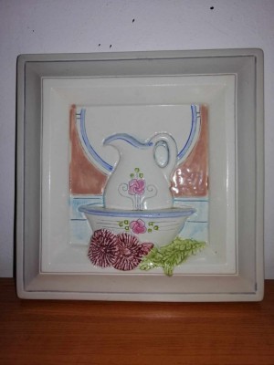 Placa aplica ceramica alba de perete Jie Gantofta Aimo design Suedia foto