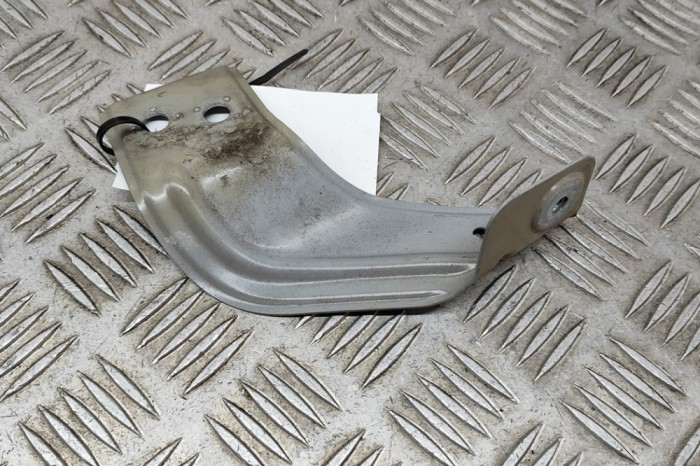 Suport aripa dreapta față SKODA KAROQ NU7 2020 OEM: 57A821432 22344908
