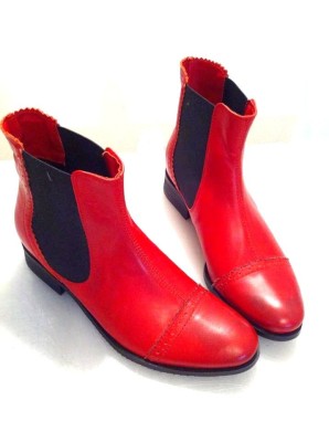 Ghete din piele Red Waxy Dana foto