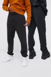 Dickies Pantaloni culoarea negru, cu imprimeu