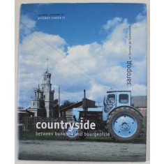 PROJECT RUSSIA 21 : COUNTRYSIDE , BETWEEN BOHEMIA AND BOURGEOISIE , 2001