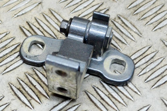 Balama ușă dreapta spate VOLVO XC60 II 246 2019 OEM: 31424456 14888300