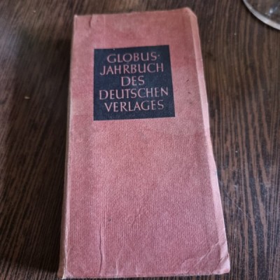 Globus-Jahrbuch des Deutschen Verlages foto