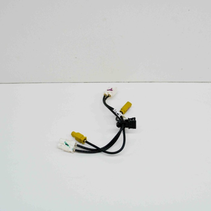 Cablaj sistem de navigație TESLA MODEL S 2016 OEM: 1071451-00-A 14700885