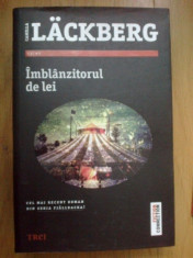 h1a Imblanzitorul de lei - Camilla Lackberg foto