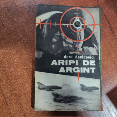 Aripi de argint de Doru Davidovici