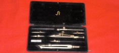 TRUSA COMPAS vintage complet