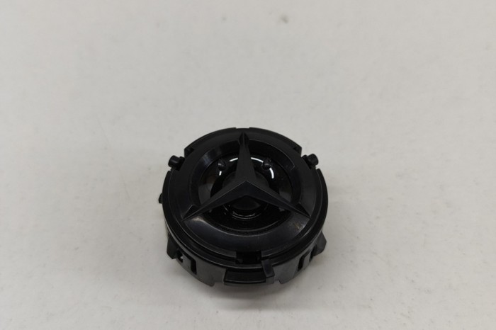 Difuzor ușă st&acirc;nga față MERCEDES-BENZ EQC 2022 OEM: A2228200076 27854065