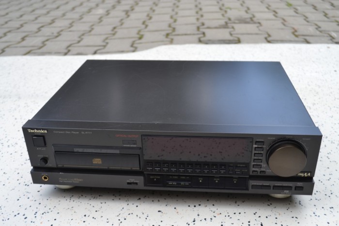 Cd player Technics SL P 777