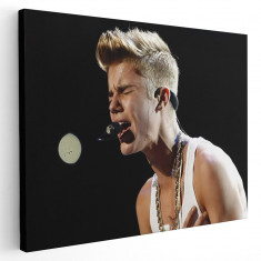 Tablou afis Justin Bieber cantaret 2331 Tablou canvas pe panza CU RAMA 60x80 cm