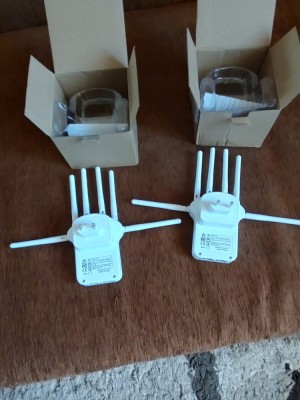 Amplificator semnal Wireless WI-Fi ,frecventa 2.4G, WAN, LAN, mod. U13,6 antene foto