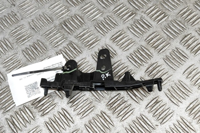 Suport bara de protecție st&acirc;nga față BMW X7 G07 2023 OEM: 9881247 31083468