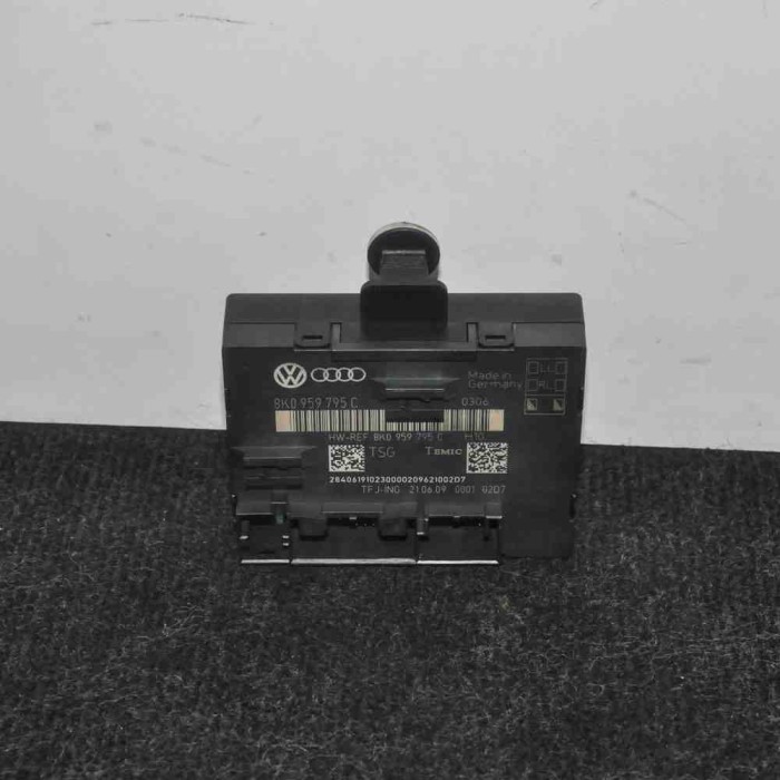 Modul de control ușă st&acirc;nga spate AUDI Q5 8R 2011 OEM: 8K0959795C8K0959795C 2708437
