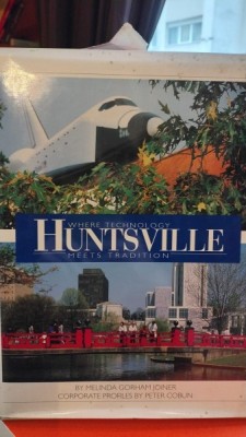 Huntsville: Where Technology Meets Tradition - Melinda Gorham Joiner foto