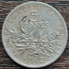 (A293) MONEDA DIN ARGINT FRANTA - 5 FRANCS 1962, SEMANATOAREA, 12 GRAME, AG 835