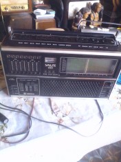 Aparat de Radio Vechi Salute 001 Radiotehnika URSS.Multiband