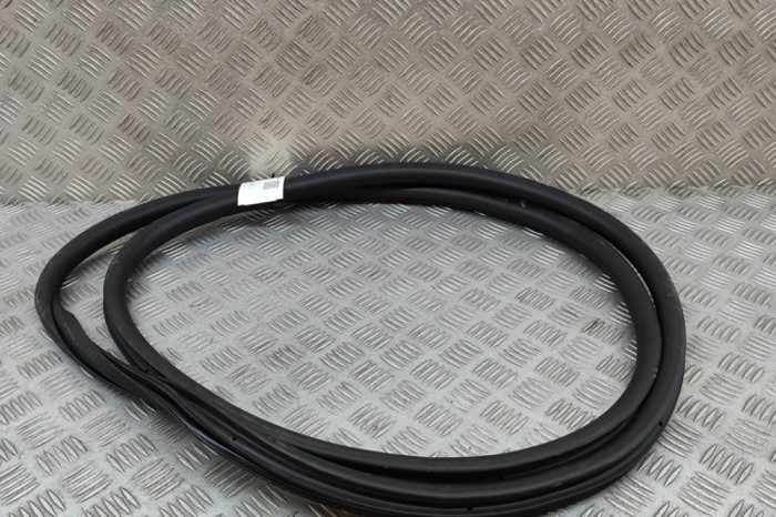 Garnitura ușă st&acirc;nga față CITRO&Euml;N C5 AIRCROSS 2021 OEM: 9811537480 | 26823652