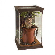 Figurina de colectie IdeallStore®, Loud Mandrake, seria Harry Potter, 17 cm, suport sticla inclus