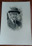 QW18 76 - Fotografie foarte veche - distins domn cu palarie - anii 1940