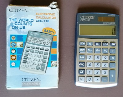 Calculator de buzunar CITIZEN cu alimentare duala (solar + baterie) foto