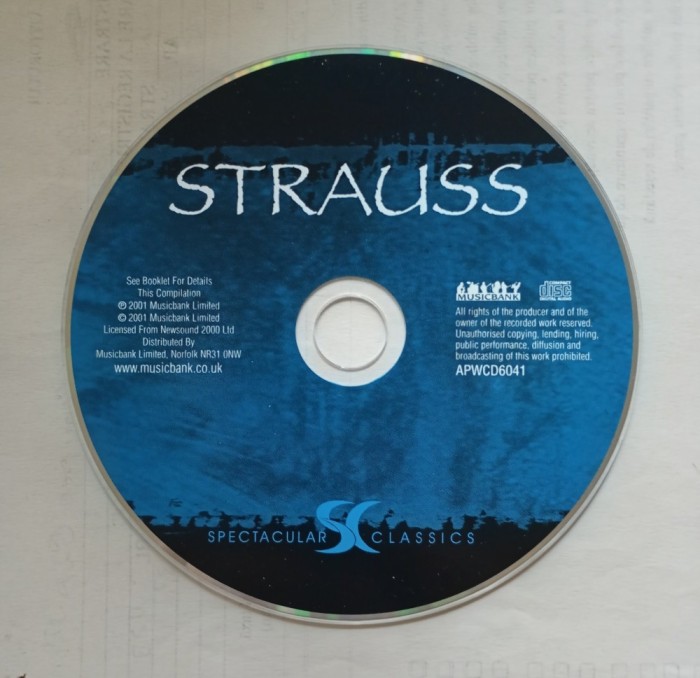 CD STRAUSS
