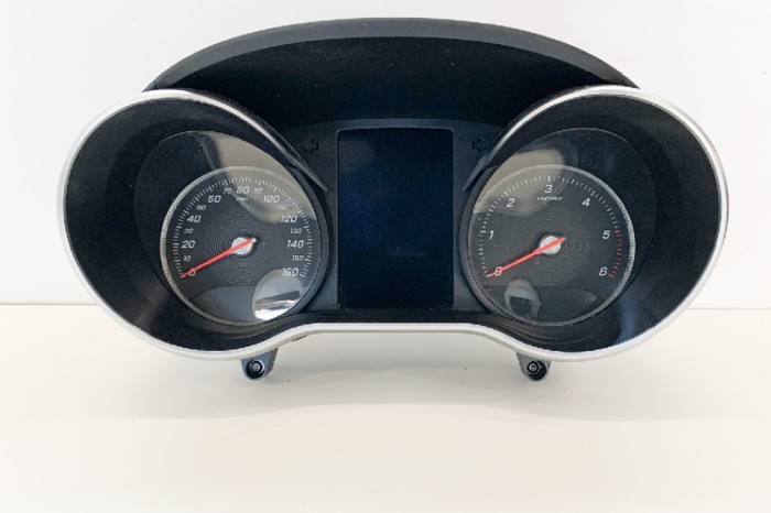 Ceas de bord MERCEDES-BENZ C W205 2017 OEM: A2C80350905,A2059006436,A2059048800,A2059023917,A2C16591400 10891841