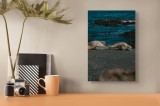 Tablou Canvas, "Țestoase odihnindu-se pe plajă neagră", Broască-Țestoasă, Plajă, Ocean, St&acirc;nci, Nisip, Apus, Relaxare, Natură, 26 x 39 cm, CMCLASS