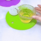 Set 4 Suporturi Rotunde Silicon Rezistente Caldura Masa Bucatarie Protejare Blat