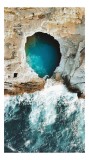 Tablou Canvas, "Tunelul albastru al mării agitate", St&acirc;ncă, Grota, Ocean, Valuri, Spumă, Turcoaz, Natură, Dramatic, Pitoresc, Contrast., 26 x 39 cm, C