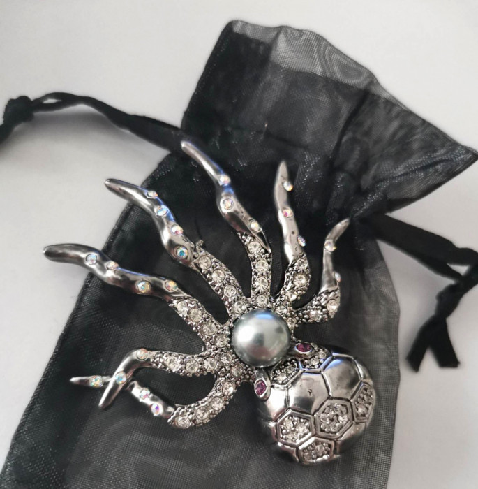Brosa-Caracatita VINTAGE-placataAur alb 18k, perla-martisor