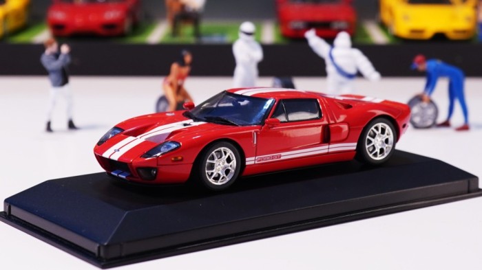 Ford GT - Minichamps 1/43