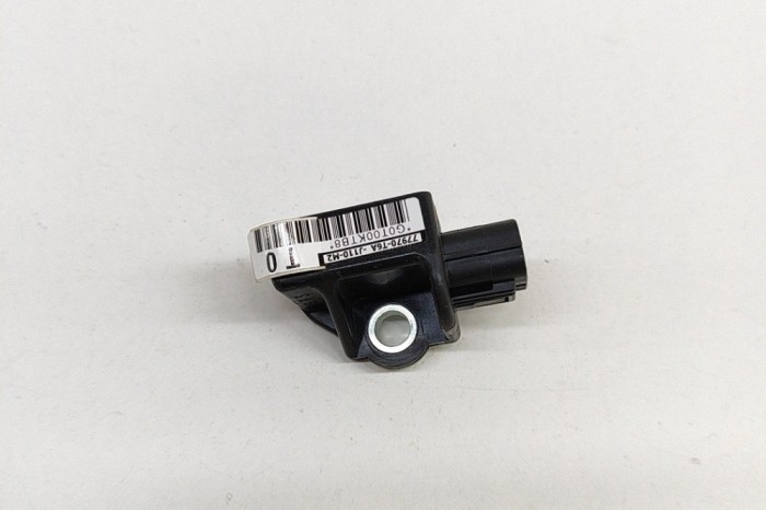Senzor de impact dreapta spate HONDA CIVIC X Hatchback FC_, FK 2021 OEM: 77970-T6A-J110-M2 | 27283492