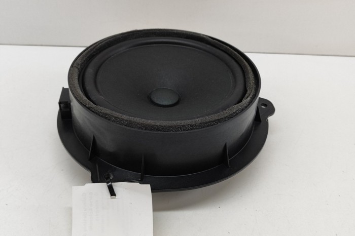 Difuzor ușă dreapta spate AUDI A3 Limousine 8YS 2020 OEM: 83A035411A 25092915