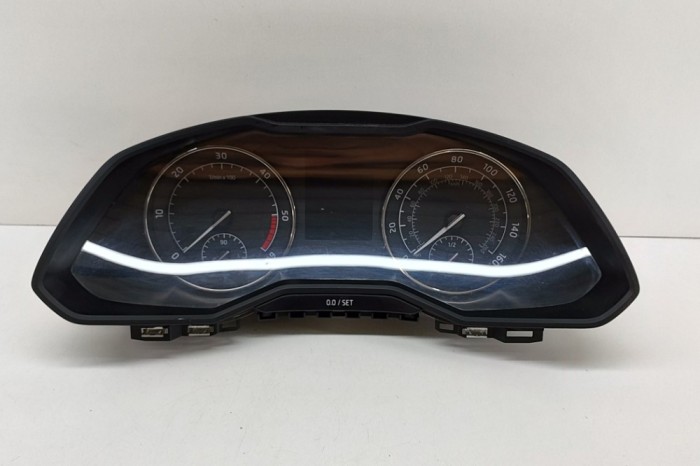 Ceas de bord SKODA SUPERB III 3V3 2017 OEM: 3V0920941A,A2C99005900,A2C53427456AS,A2C53427456 24542300