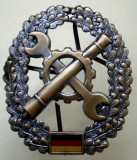 M.116 GERMANIA BUNDESWEHR CUC INSIGNA MILITARA Instandsetzungstruppe 53,7/46,2mm