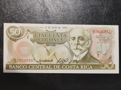 50 colones foto