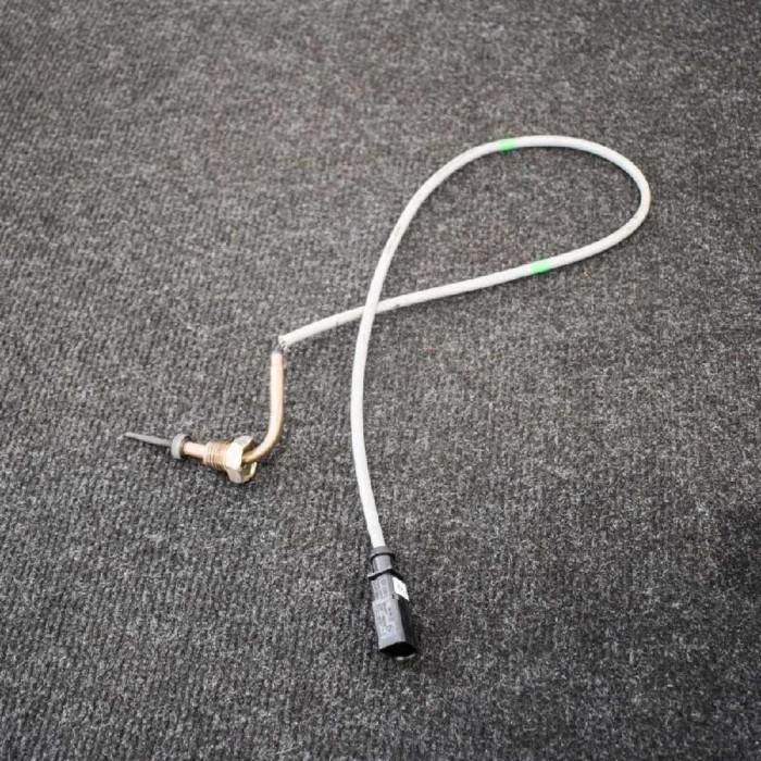 Senzor de temperatură VW TIGUAN AD1 2017 OEM: 04L906088CC 3676131