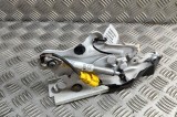 Balama capota st&acirc;nga față AUDI A6 C8 Avant 4A5 2024 OEM: 4K0823301A 31303895