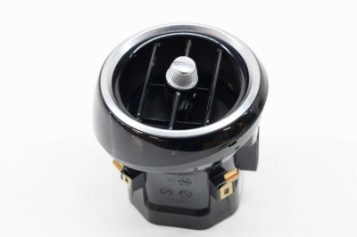 Gura de ventilație planșa de bord MERCEDES-BENZ C W205 2016 OEM: A2058300201 13856914 foto
