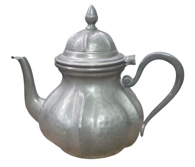 CEAINIC VINTAGE DIN PELTRO foto