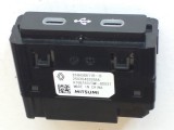 Modul USB / AUX / ipod DACIA DUSTER 3 ( P130) 284H36611R . Nou si original Renault.