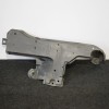 Scut motor dreapta spate TOYOTA AURIS TOURING SPORTS _E18_ 2015 OEM: 57627-02090 3562234
