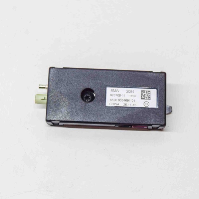 Amplificator de antena BMW X5 F15, F85 2016 OEM: 9334691,928708-11