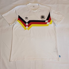 Tricou fotbal Germania model CM 1990, replica oficiala FIFA, XL