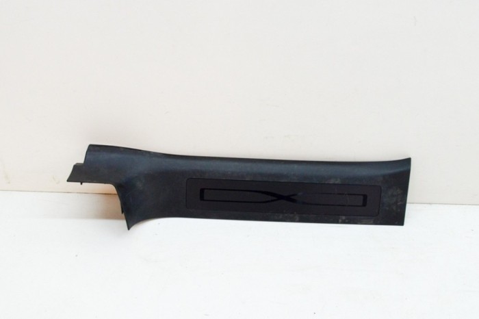 Ornament prag interior st&acirc;nga spate TESLA MODEL X 2018 OEM: 1105145-00-B 12578069
