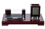 Cumpara ieftin Set Birou Elegant din Lemn &ndash; Organizator Multifunc?ional cu Ceas Digital CD-33