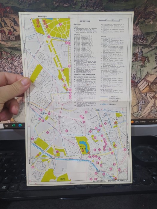 București și Rom&acirc;nia, hartă dublă &icirc;n limba rusă, circa 1985, 013