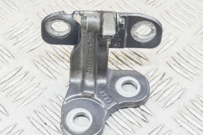 Balama ușă dreapta față LAND ROVER RANGE ROVER IV L405 2017 OEM: CPLA-228A64-AD 13326781